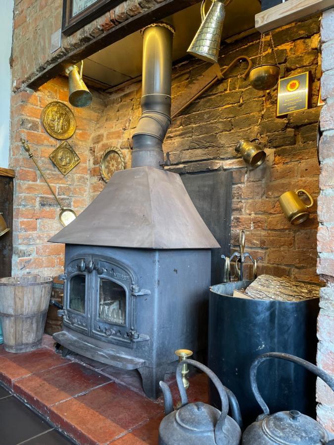 Red Lion Inn Sidbury Esterno foto