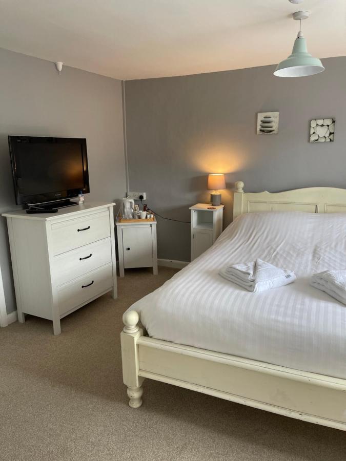 Red Lion Inn Sidbury Esterno foto