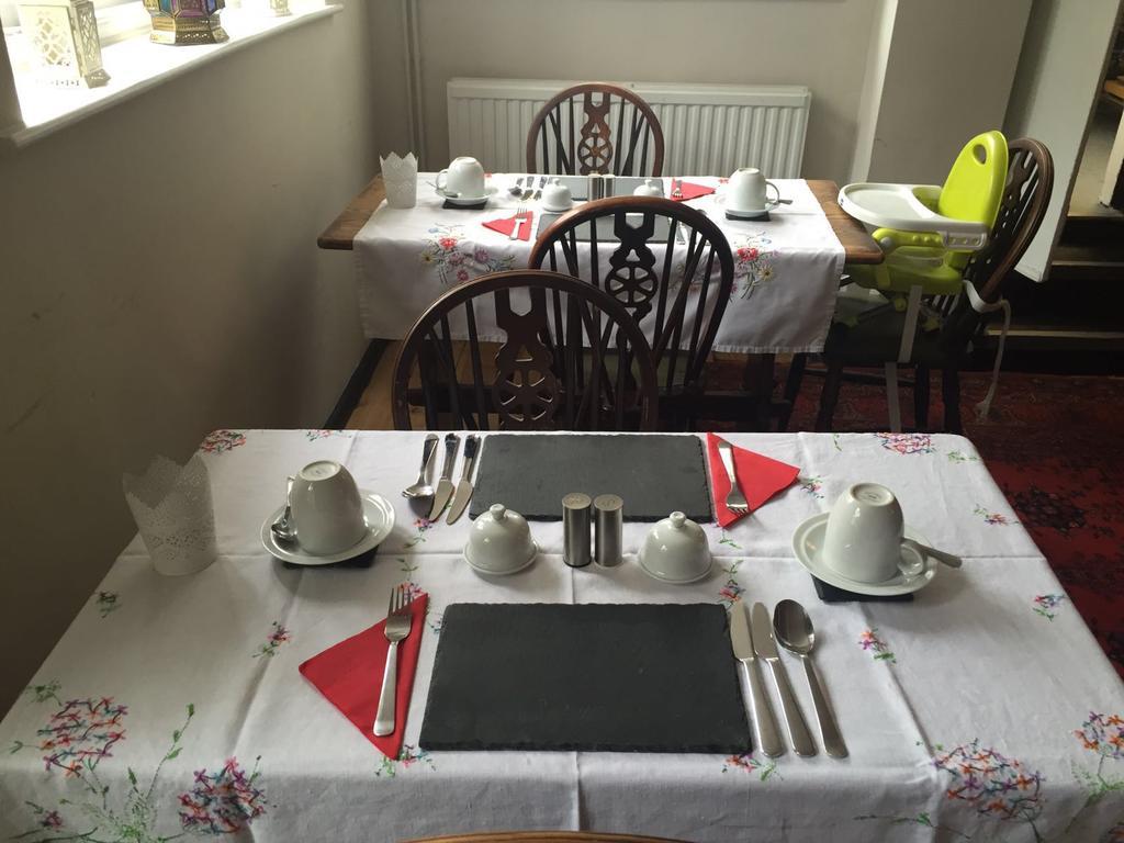 Red Lion Inn Sidbury Esterno foto