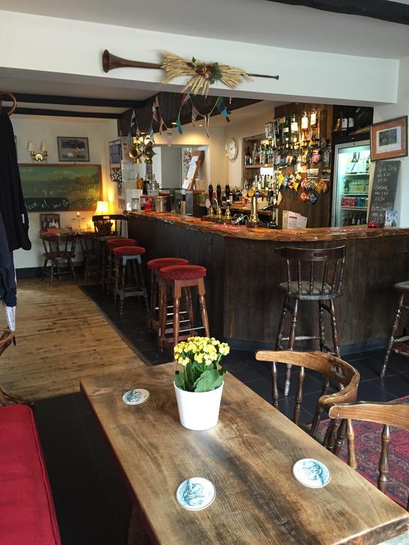 Red Lion Inn Sidbury Esterno foto