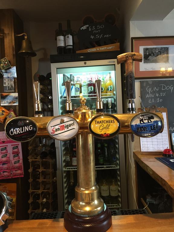Red Lion Inn Sidbury Esterno foto